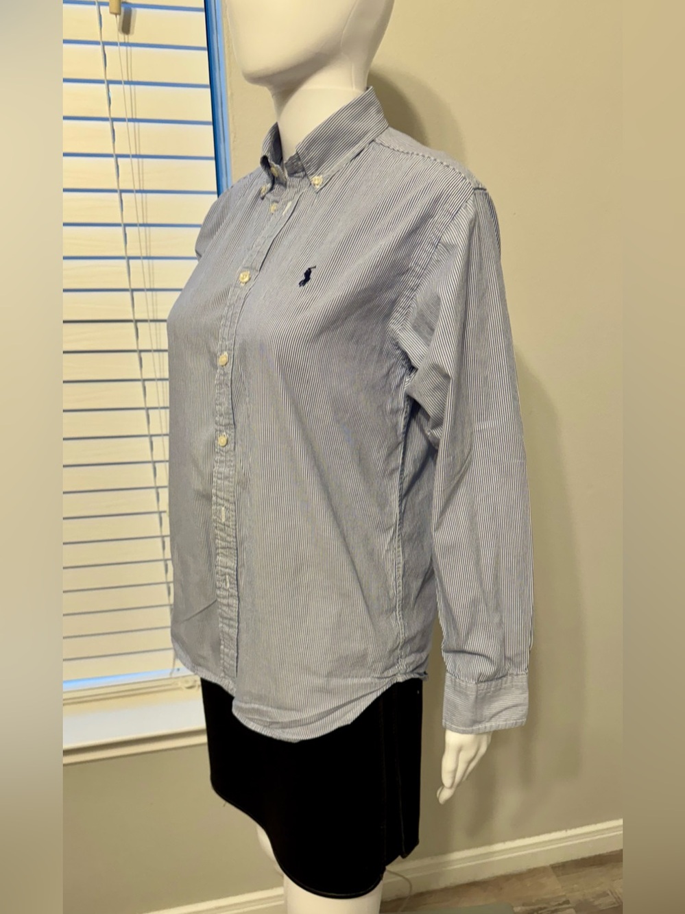Ralph Lauren striped cotton shirt with a relaxed fit and signature logo. Based - Picture 11 of 16